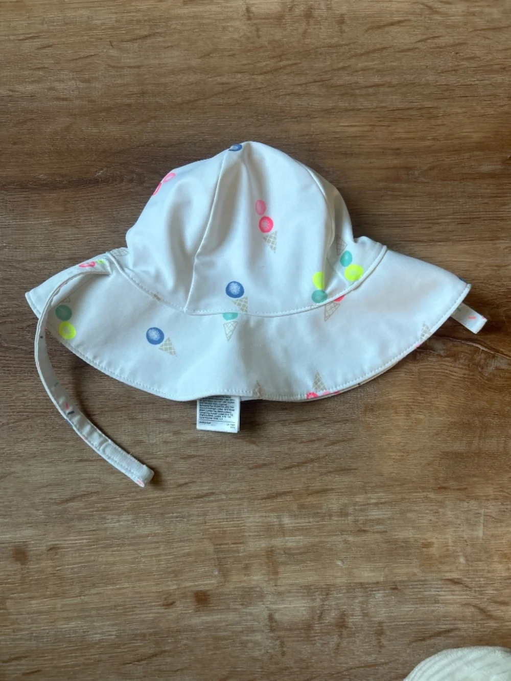 GAP Baby Sun Hat Sprinkles White/Multicolor 0-6 Months Cotton Chin Strap
